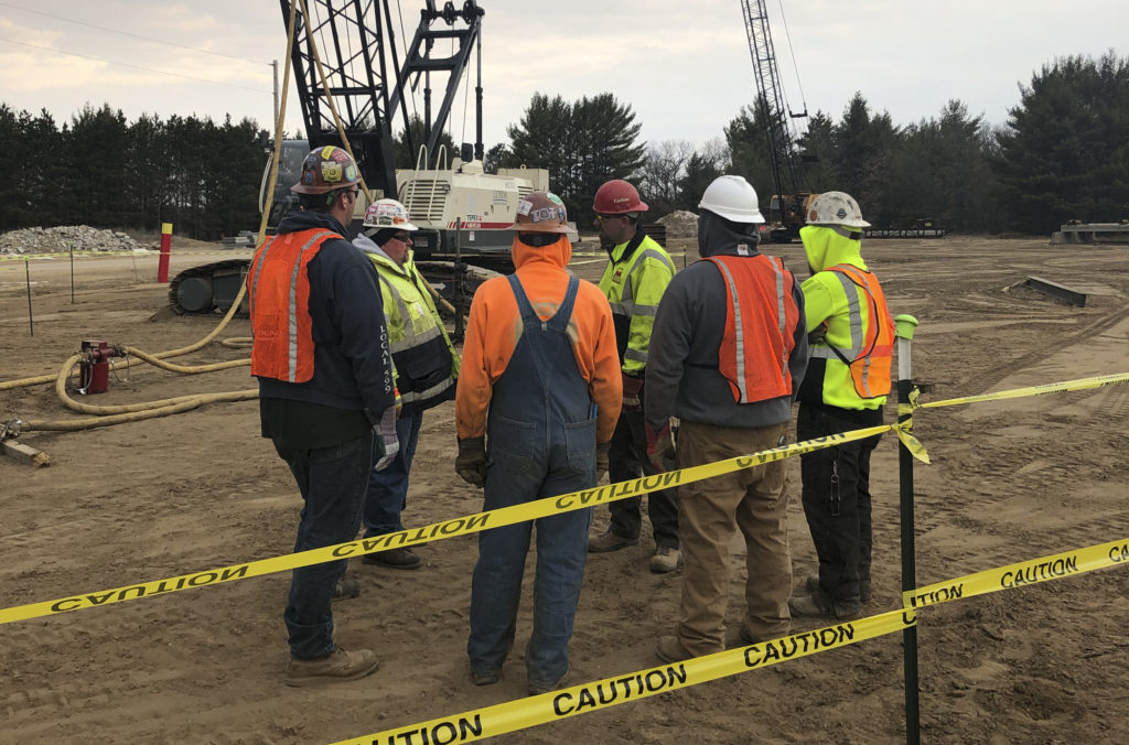 UBC millwrights prepare for work with cranes